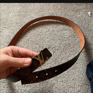 Louis Vuitton belt